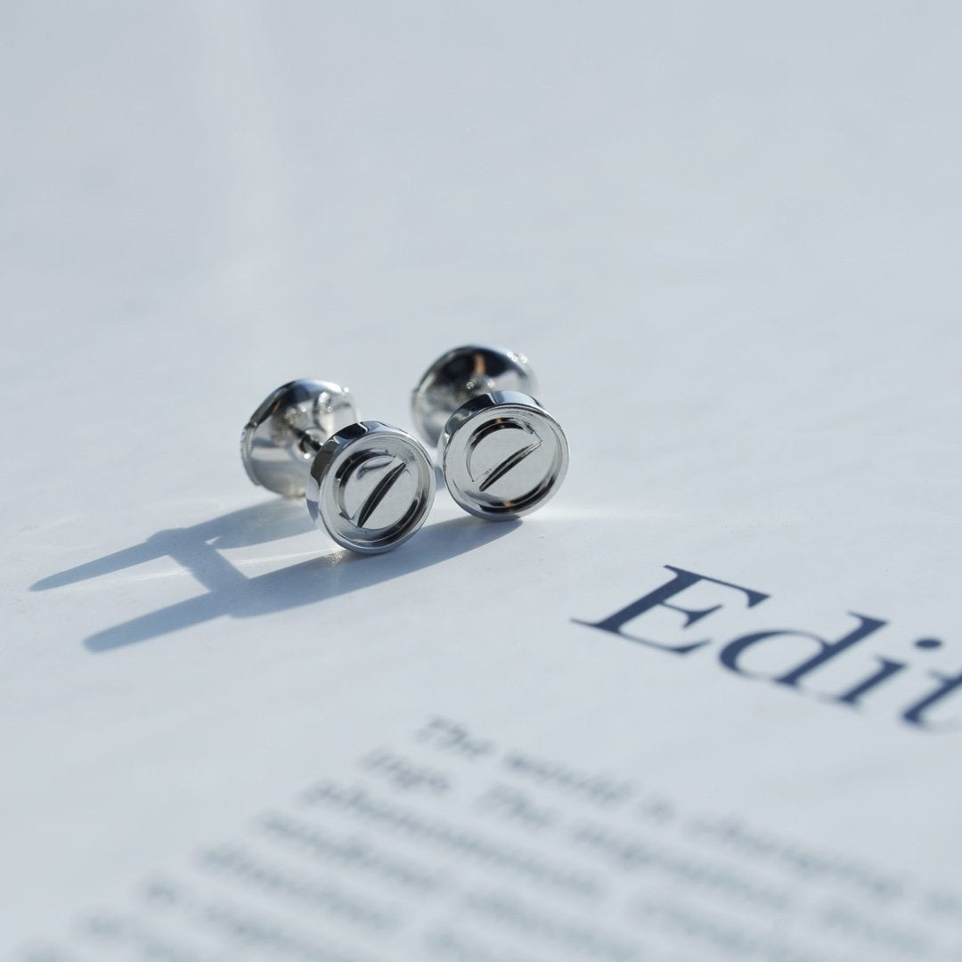 [vivabelle]LOVE EARRINGS SILVER 10MM