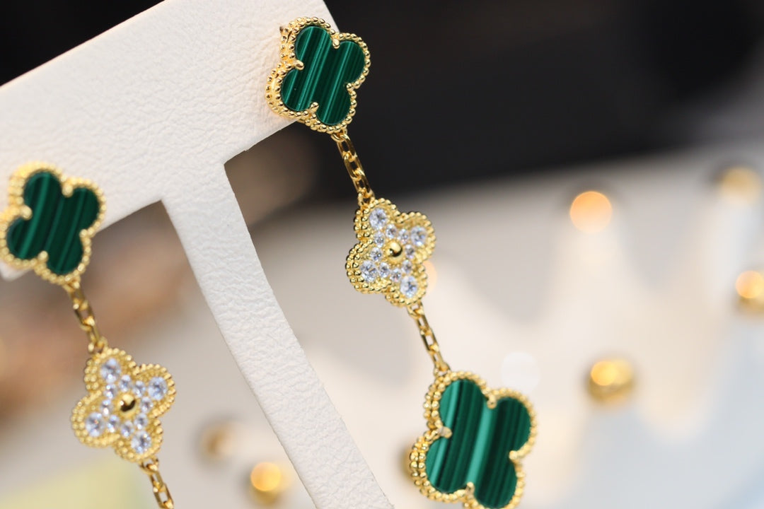 [vivabelle]CLOVER EARRINGS GOLD MALACHITE DIAMOND 3 MOTIF