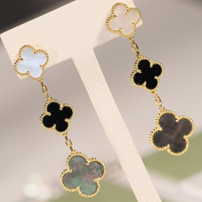 [vivabelle]CLOVER EARRINGS GOLD ONYX MOP 3 MOTIF