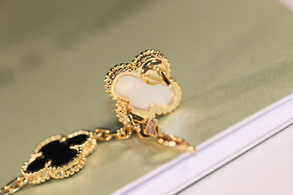 [vivabelle]CLOVER EARRINGS GOLD ONYX MOP 3 MOTIF