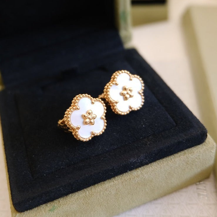 [vivabelle]LUCKY PINK GOLD WHITE MOP EARRINGS