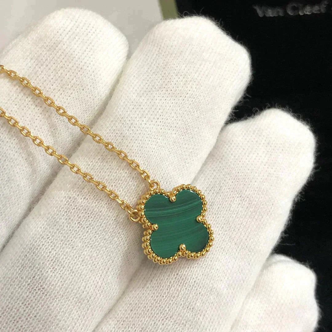 [vivabelle]CLOVER 15MM MALACHITE SINGLE FLOWER  NECKLACE