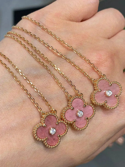[vivabelle]CLOVER 15MM DIAMOND RHODONITE NECKLACE