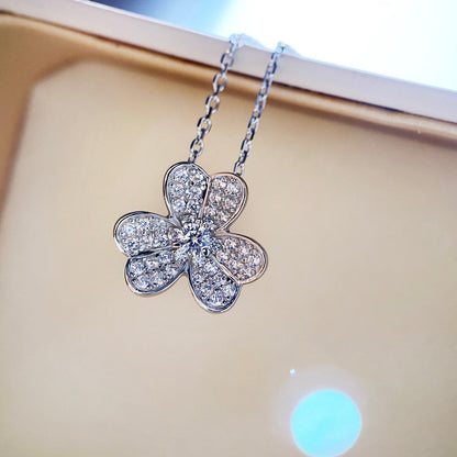 [vivabelle]CLOVER DIAMOND NECKLACE SILVER
