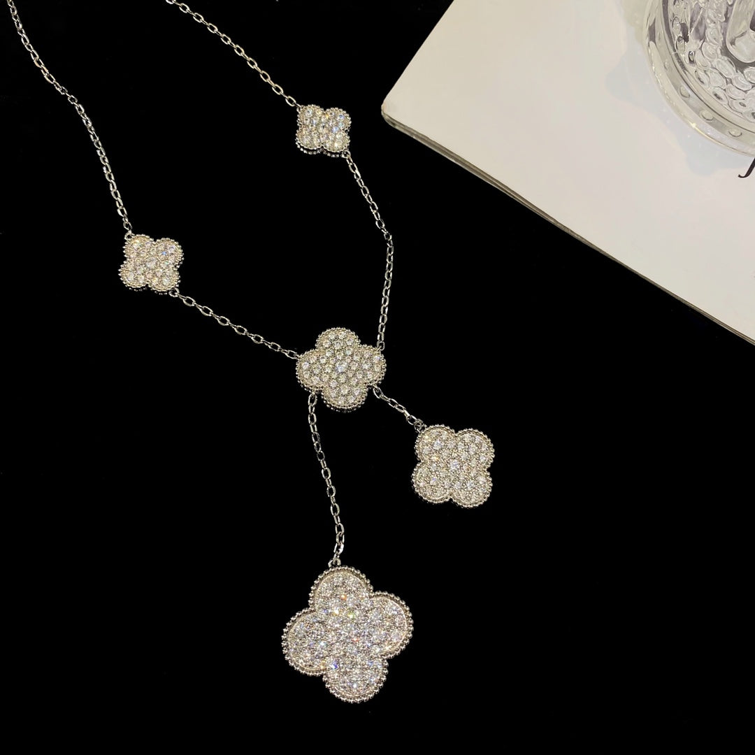 [vivabelle]CLOVER 5 MOTIFS SILVER DIAMONDS NECKLACE