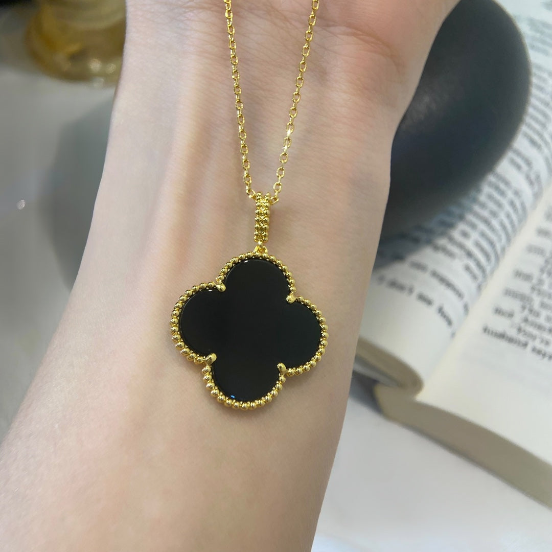 [vivabelle]CLOVER 25MM NECKLACE GOLD ONYX