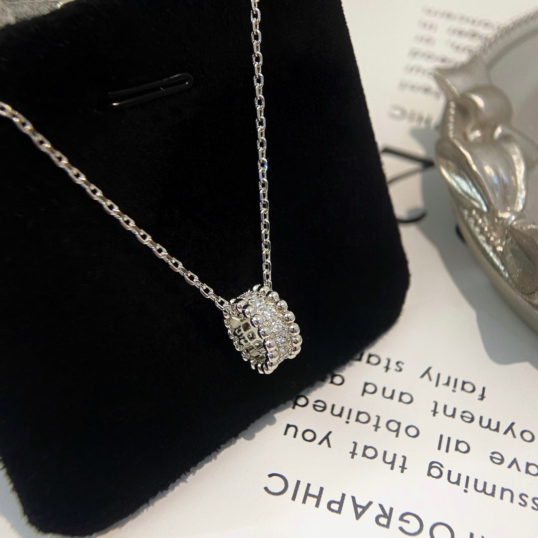 [vivabelle]PERLEE DIAMOND NECKLACE