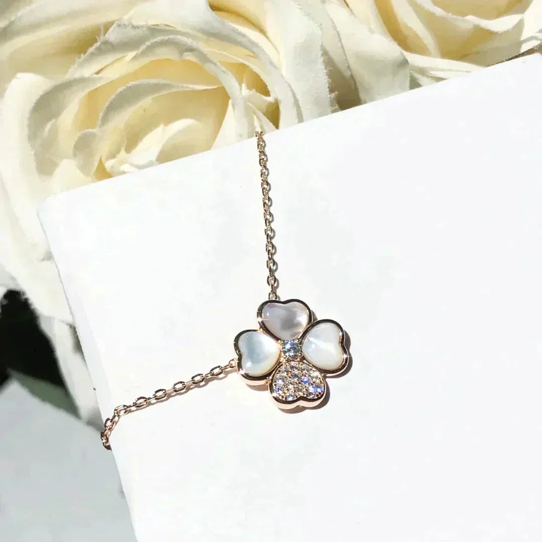 [vivabelle]CLOVER MOP DIAMOND ROSE GOLD NECKLACE