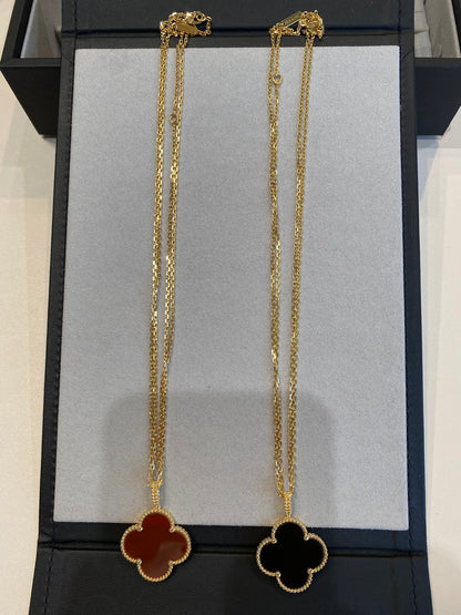 [vivabelle]CLOVER 25MM NECKLACE GOLD CARNELIAN