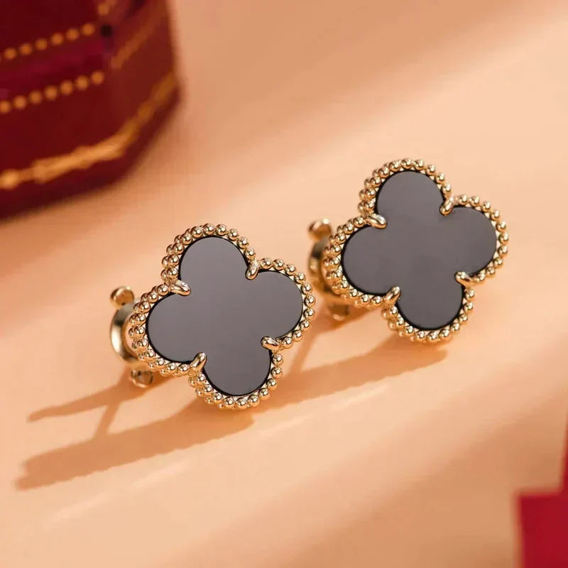 [vivabelle]CLOVER MEDIUM 1 MOTIFS  ONYX STUD EARRINGS