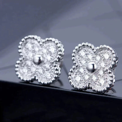 [vivabelle]CLOVER 1 MOTIFS DIAMOND STUD EARRINGS SILVER