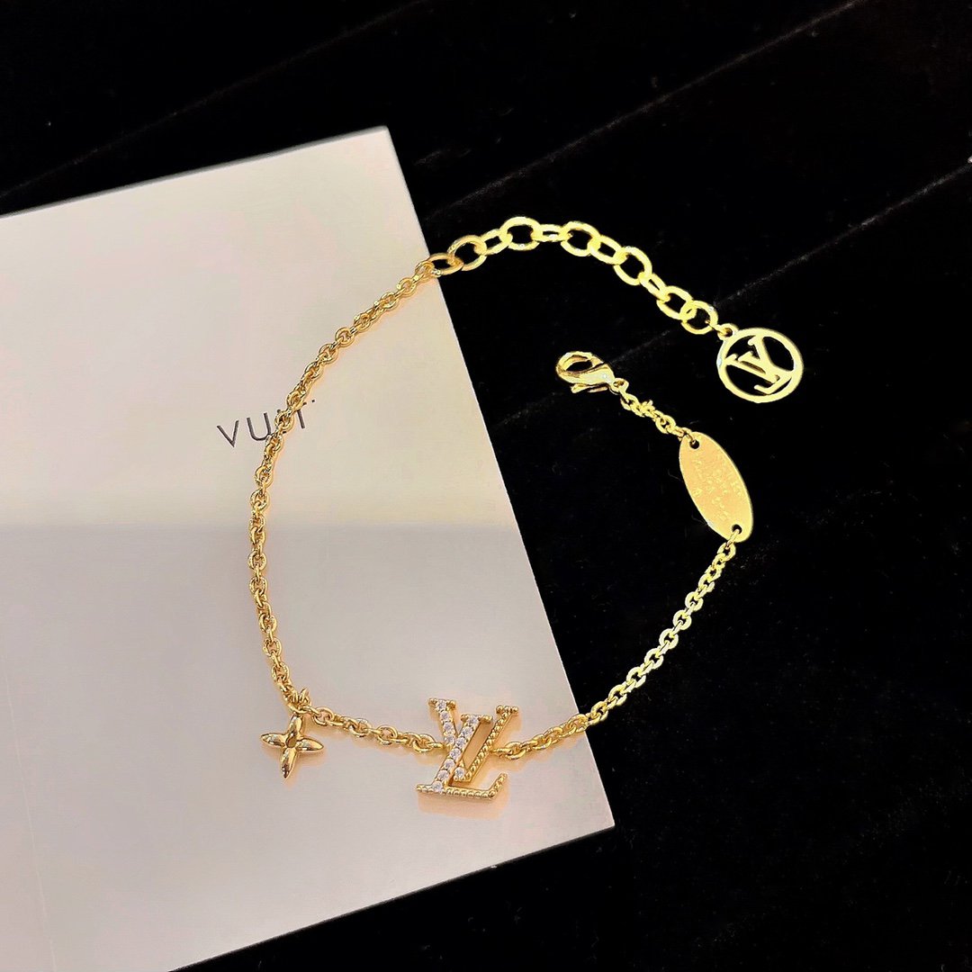 [vivabelle]LOGO STAR MOTIF GOLD BRACELET