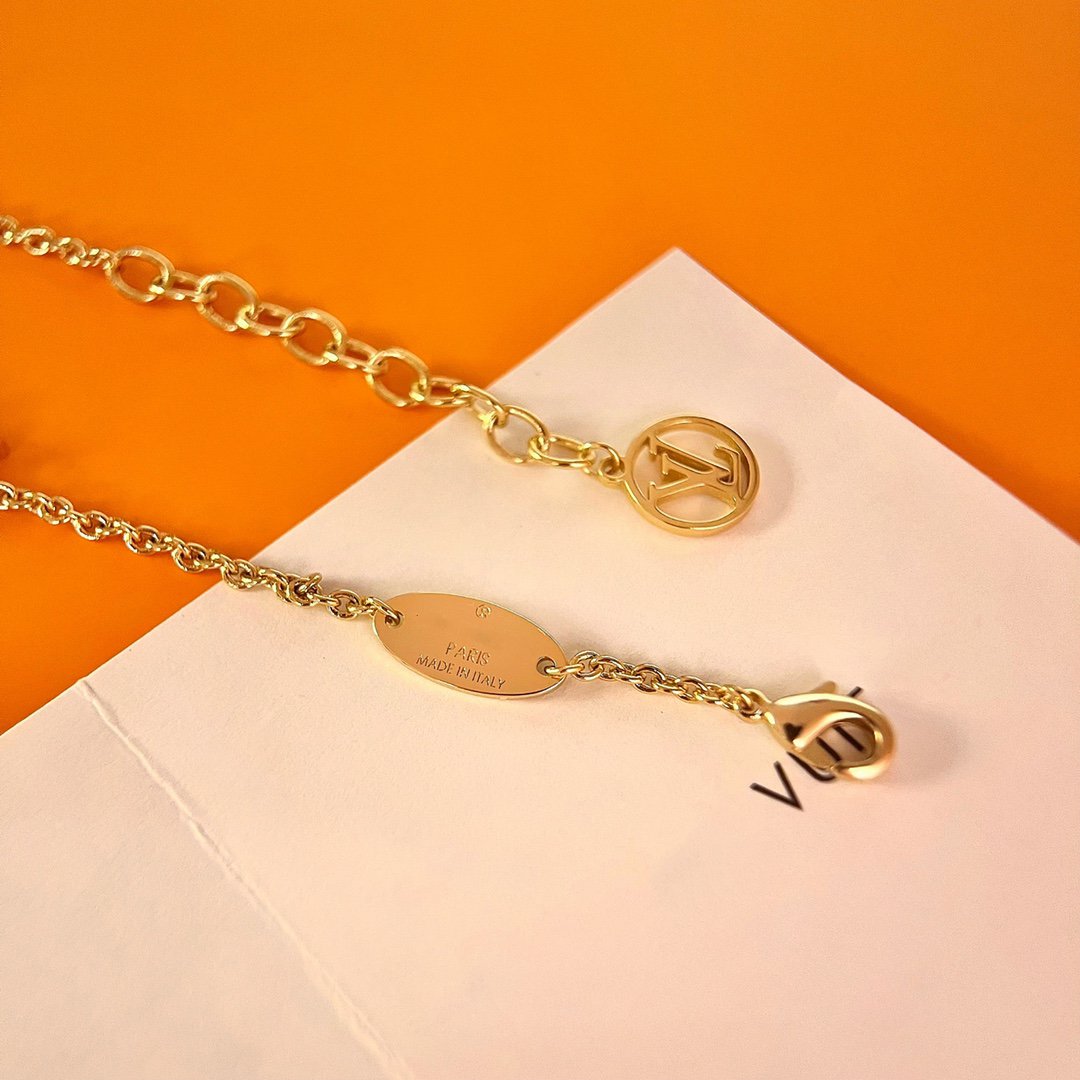 [vivabelle]LOGO STAR MOTIF GOLD BRACELET