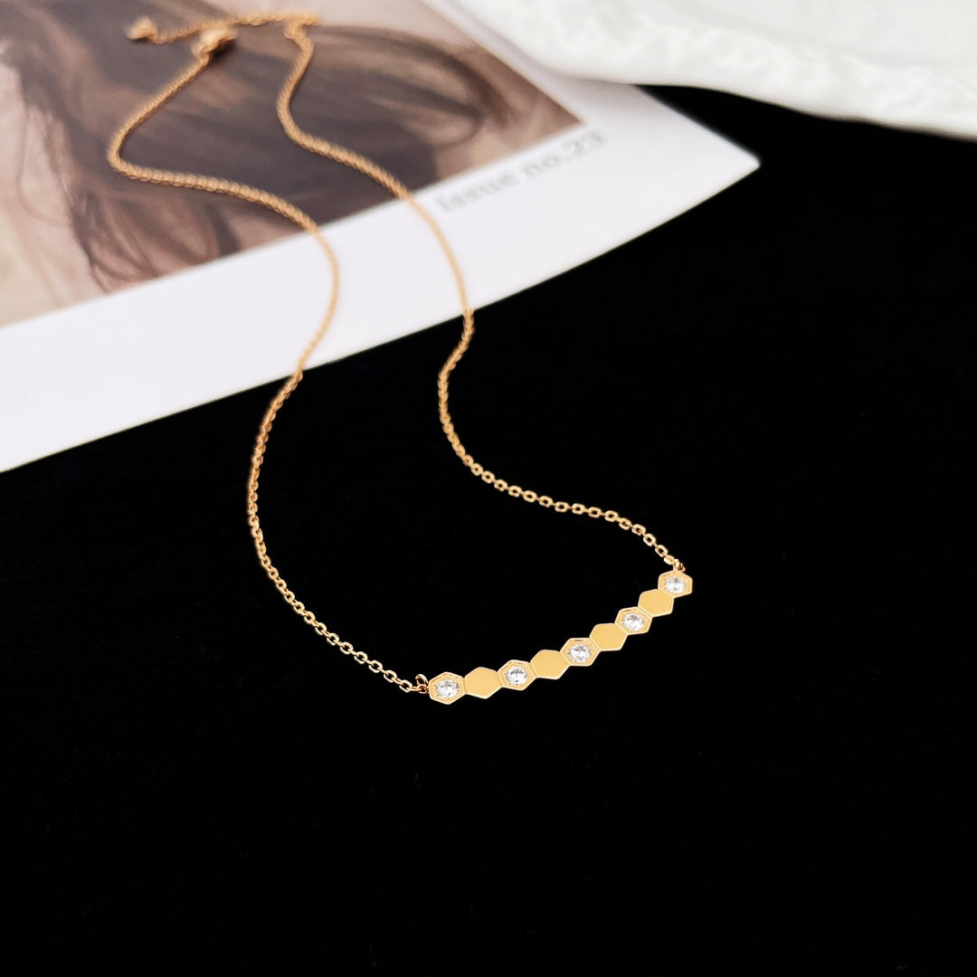 [vivabelle]BEE MY LOVE DIAMOND NECKLACE