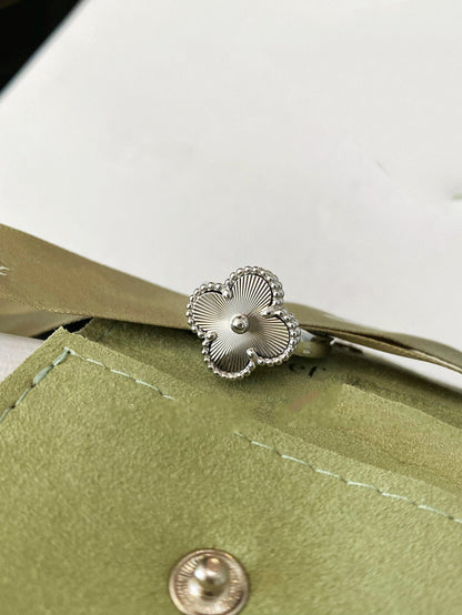 [vivabelle]CLOVER SILVER RING