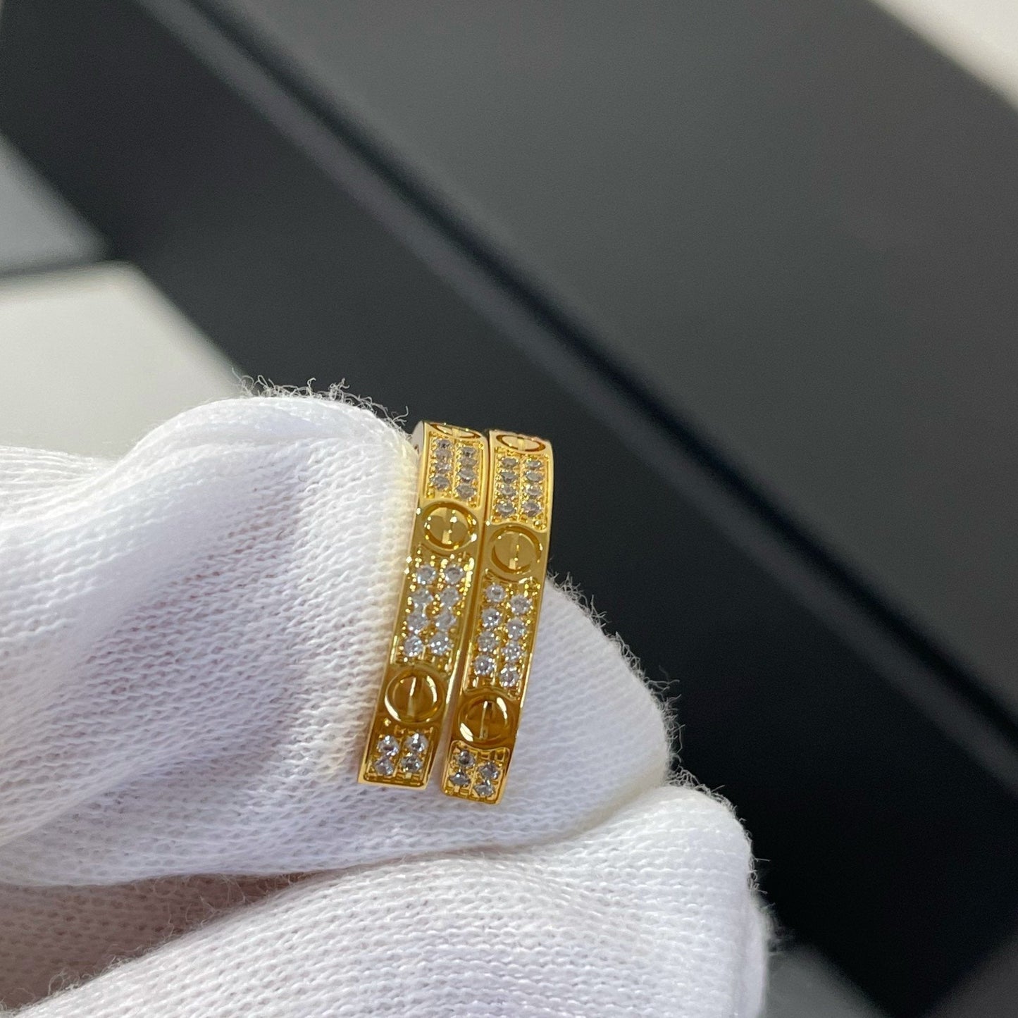 [vivabelle]LOVE DIAMOND GOLD HOOP EARRINGS