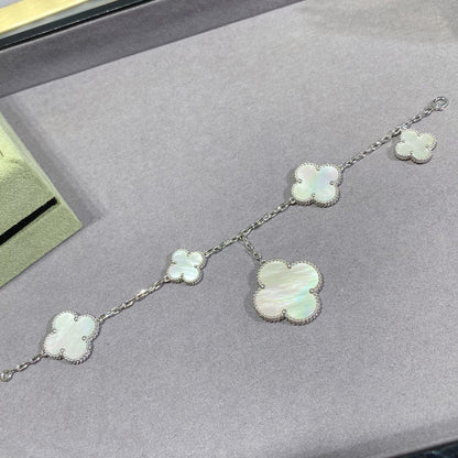 [vivabelle]CLOVER 5 MOTIF WHITE MOP SILVER BRACELET