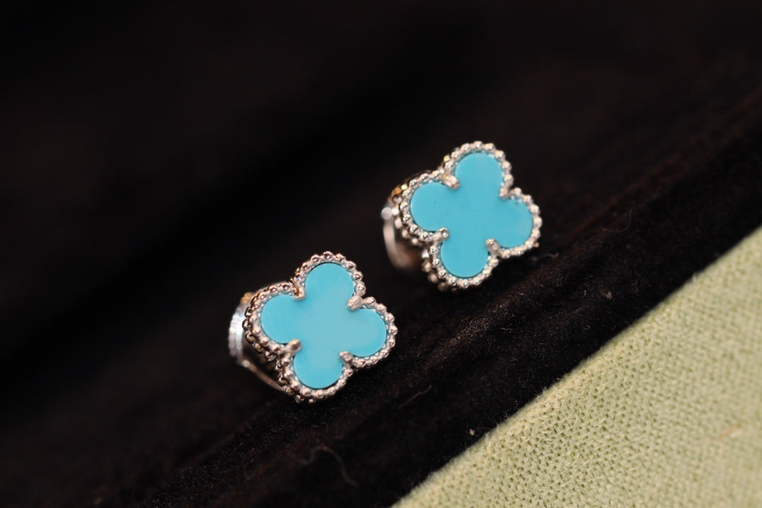 [vivabelle]CLOVER MINI TURQUOISE SILVER STUD EARRINGS