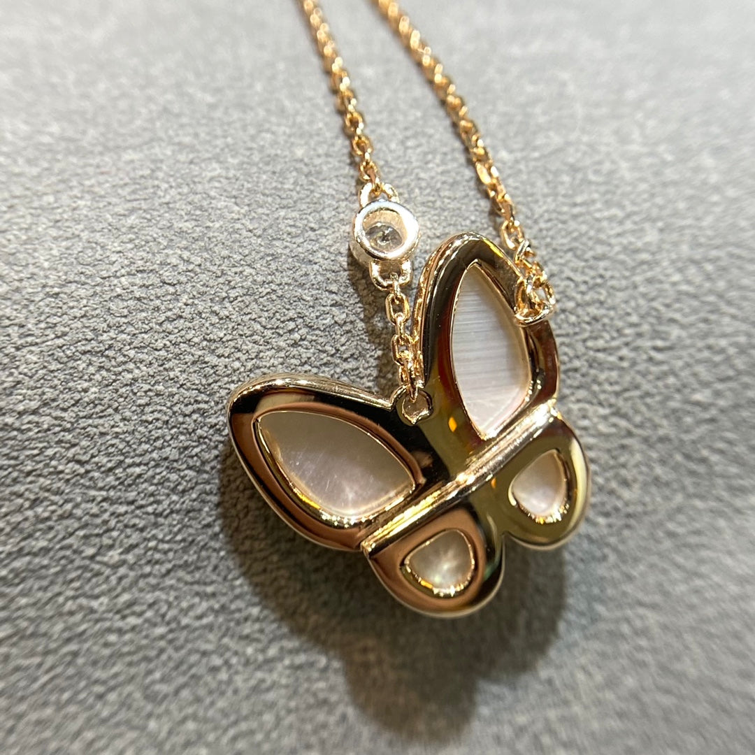 [vivabelle]BUTTERFLY MOP DIAMOND NECKLACE