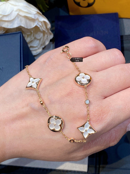 [vivabelle]STAR AND SUN 4 MOTIF WHITE MOP PINK GOLD BRACELET