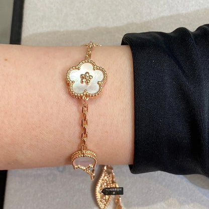 [vivabelle]LUCKY SPRING 5 MOTIF BRACELET