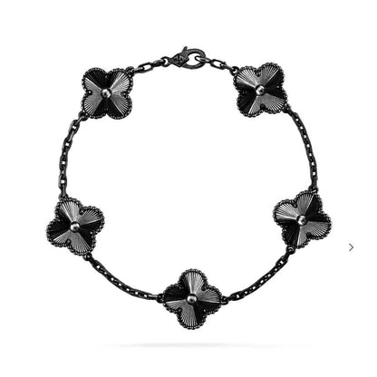 [vivabelle]CLOVER 5 MOTIF BLACK BRACELET
