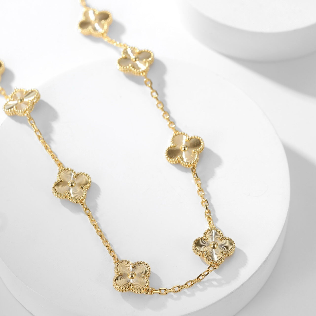 [vivabelle]CLOVER 10 MOTIFS LASER NECKLACE