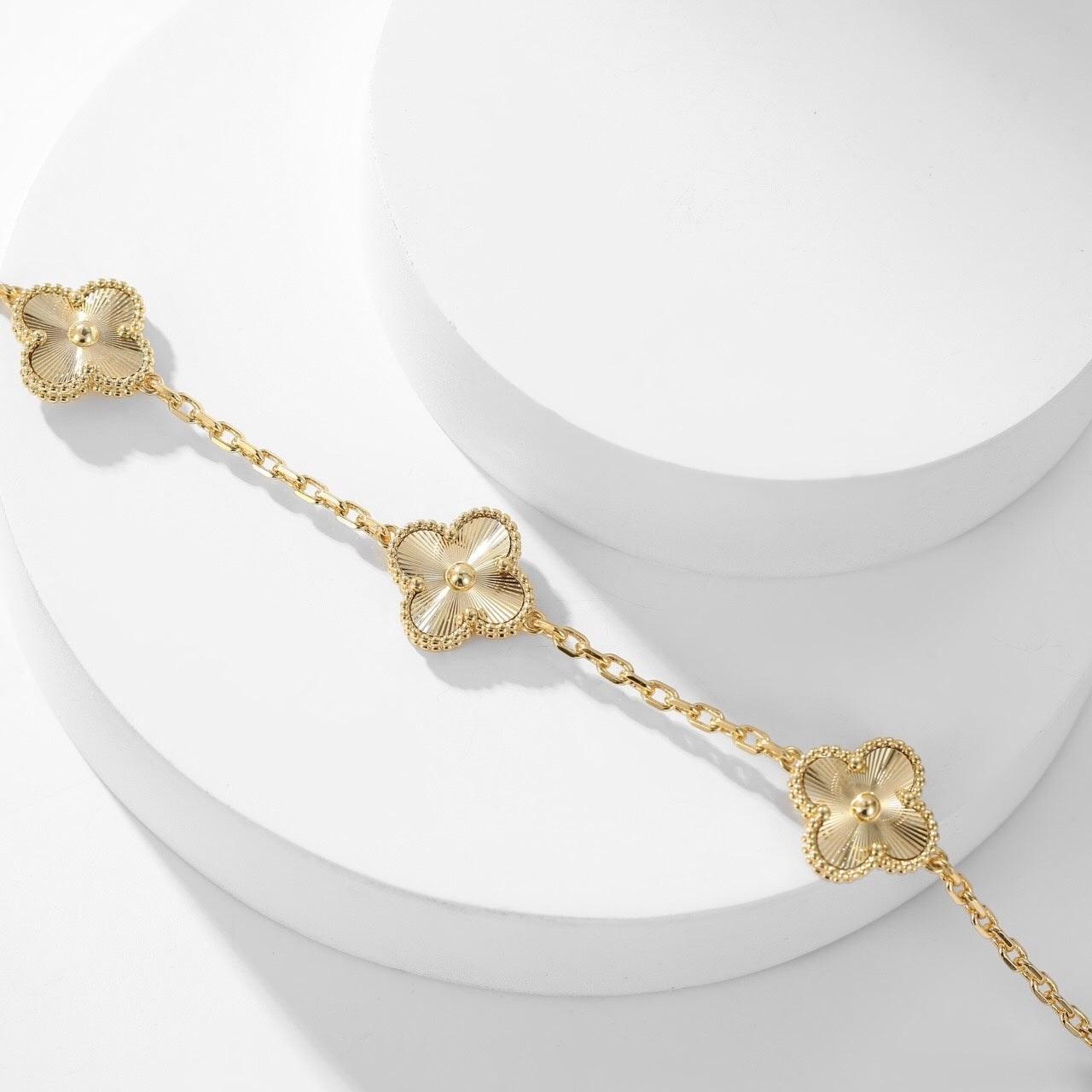 [vivabelle]CLOVER 10 MOTIFS LASER NECKLACE