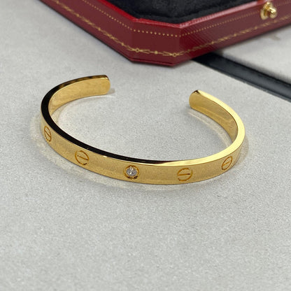 [vivabelle]LOVE BRACELET 6.1MM 1 DIAMOND OPEN CUFF