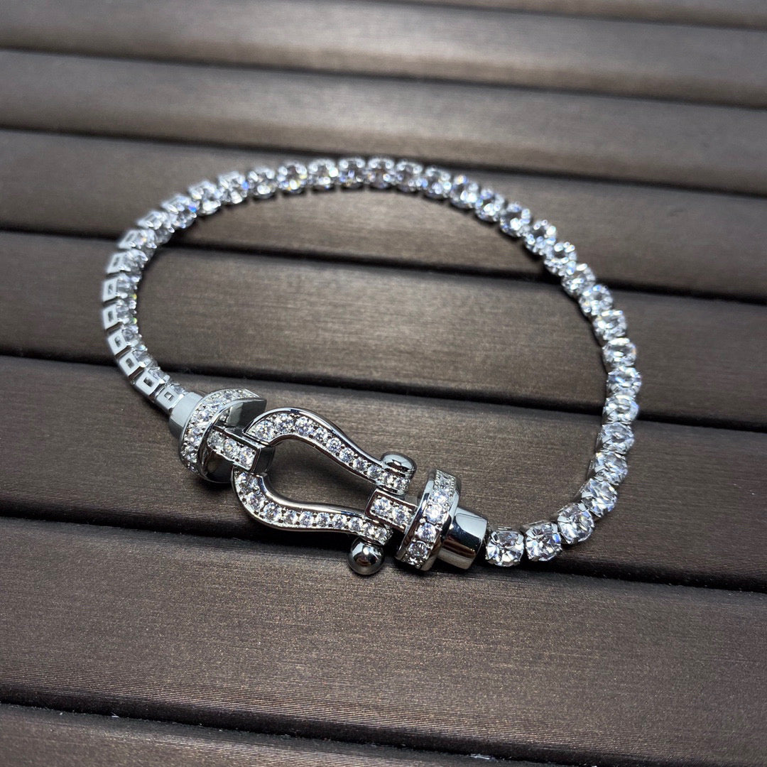 [vivabelle]FORCE  HORSESHOE  DIAMOND TENNIS BRACELET