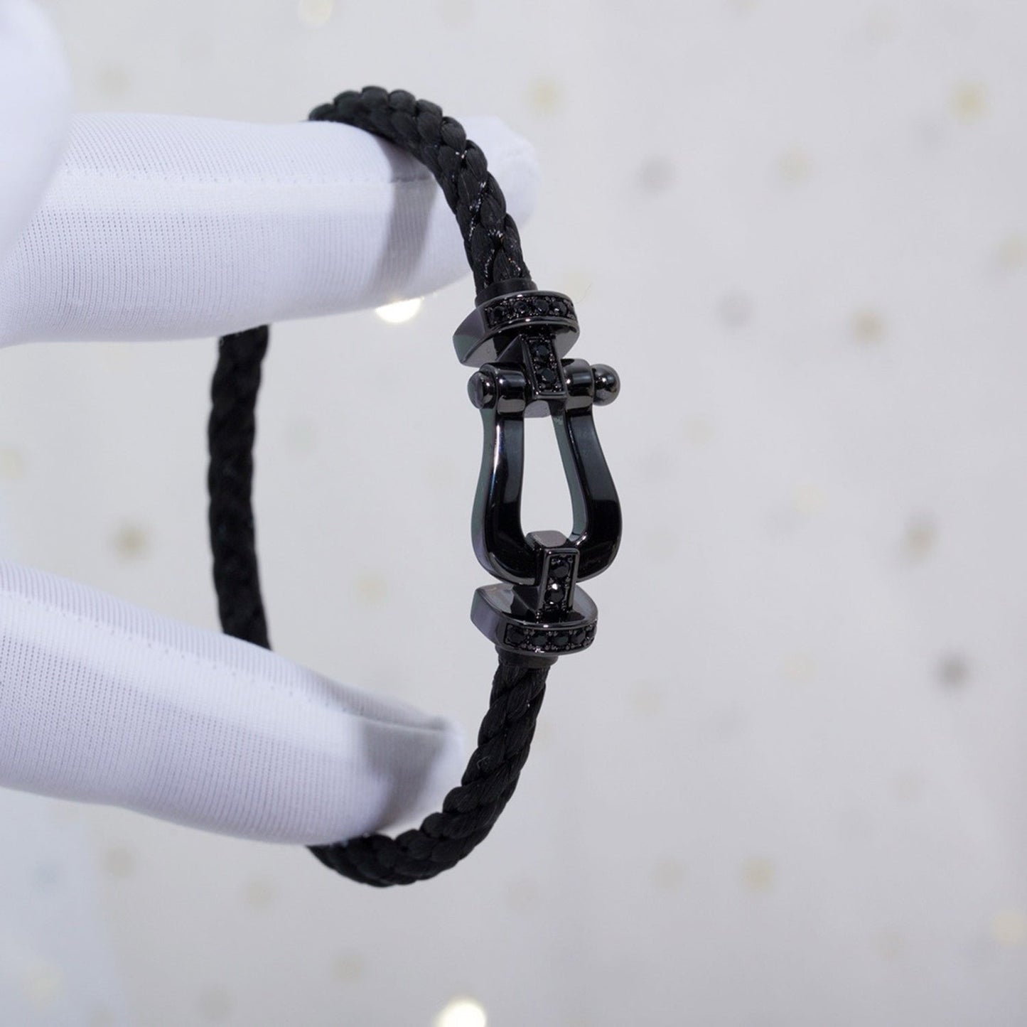 [vivabelle]FORCE LARGE SERIES HORSESHOE BLACK SAMURAI BRACELET