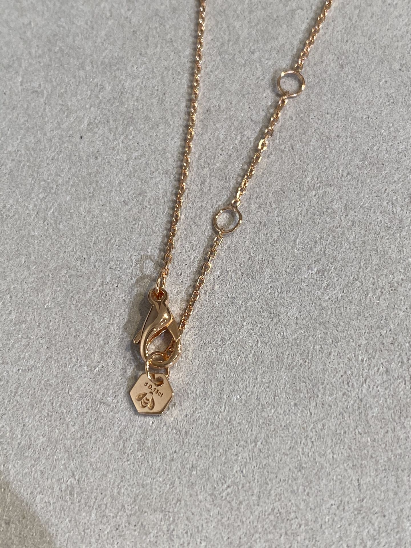[vivabelle]BEE LOVE DIAMOND NECKLACE