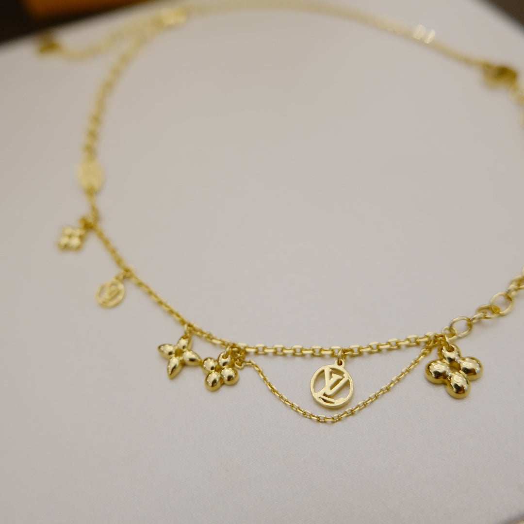 [vivabelle]BLOOMING SUPPLE NECKLACE BRASS