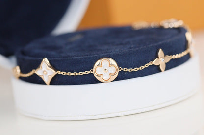 [vivabelle]LEAF CLOVER BRACELET