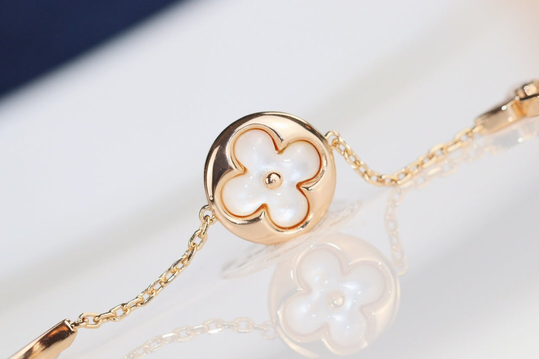 [vivabelle]LEAF CLOVER BRACELET