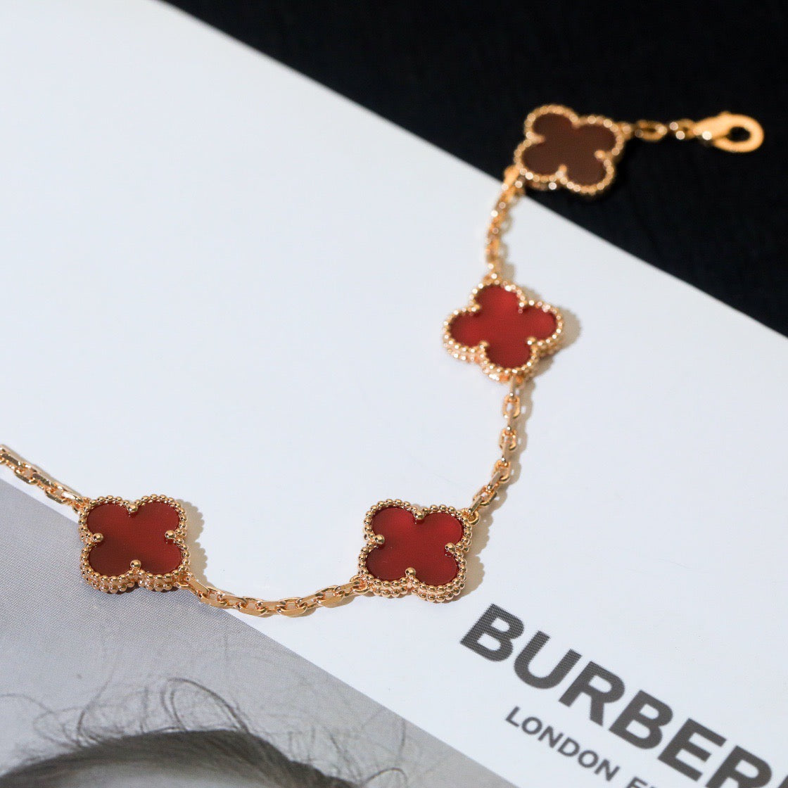 [vivabelle]CLOVER 5 MOTIFS RED AGATE  BRACELET