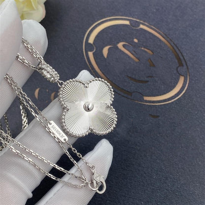[vivabelle]CLOVER 25MM SILVER BIG CLOVER NECKLACE
