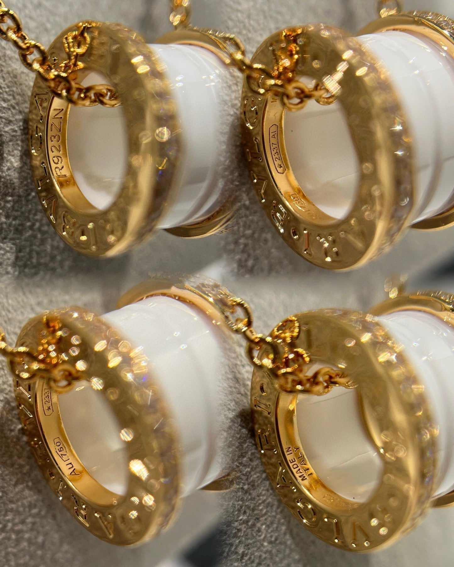 [vivabelle]ZERO 1 WHITE CERAMIC DIAMOND PINK GOLD NECKLACE